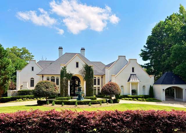 Property at 5615 Canongate Ln, Hoover, AL 35242, 5 beds, 6 baths