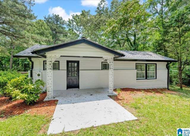 Property at 703 Mimosa Dr, Adamsville, AL 35005, 3 beds, 2 baths