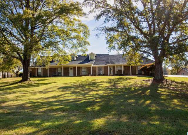 Property at 15708 County Road 29, Jemison, AL 35085, 4 beds, 4.5 baths