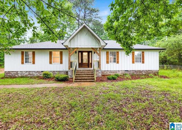 Property at 1010 Quail Hollow Rd, Jasper, AL 35503, 4 beds, 3 baths