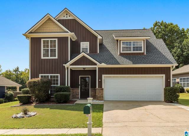 Property at 302 Nottingham Dr, Calera, AL 35040, 4 beds, 2.5 baths