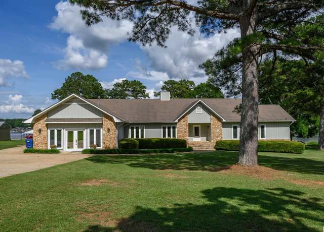 Property at 212 Bellbrook Dr, Cropwell, AL 35054, 4 beds, 4.5 baths
