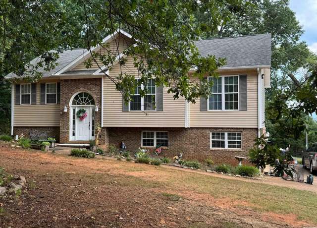 Property at 320 Hillside Dr, Jacksonville, AL 36265, 3 beds, 3 baths