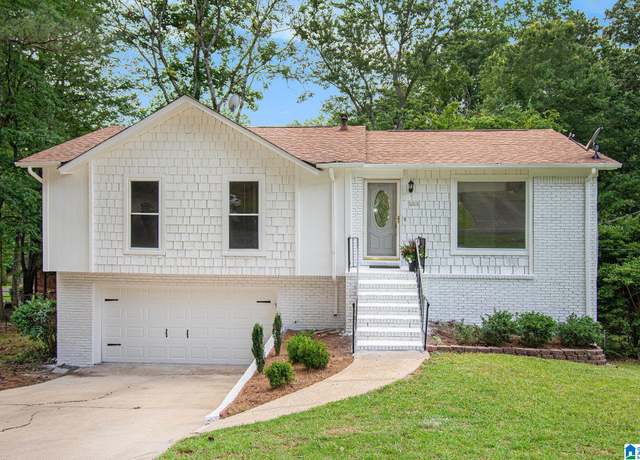Property at 5268 Dresden Rd, Irondale, AL 35210, 3 beds, 2.5 baths