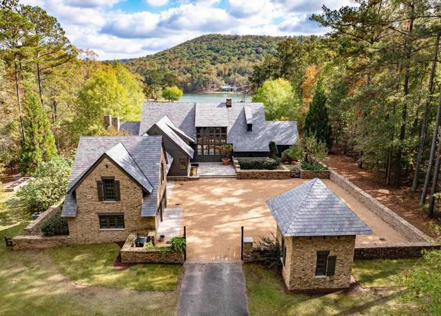 Property at 207 Saunders Bridge Cir, Sterrett, AL 35147, 5 beds, 5.5 baths