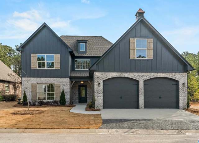 Property at 131 Glengerry Dr, Pelham, AL 35124, 4 beds, 3 baths