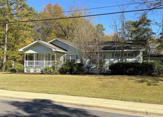 Property at 1807 Moncrief Rd, Gardendale, AL 35071, 3 beds, 2 baths