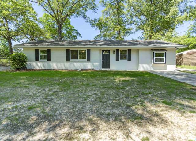 Property at 122 Mims Cir, Clanton, AL 35045, 4 beds, 1 bath