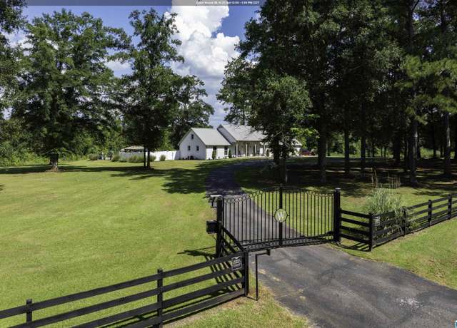 Property at 222 County Road 107, Montevallo, AL 35115, 4 beds, 4 baths