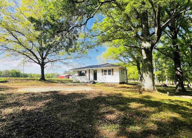 Property at 182 Ledbetter Rd, Munford, AL 36268, 2 beds, 1 bath