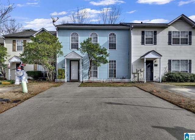 Property at 218 Willow Pt, Alabaster, AL 35007, 3 beds, 2.5 baths