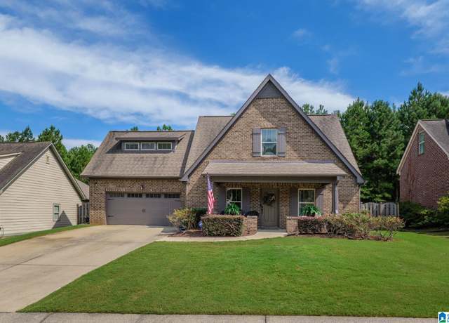 Property at 463 Lake Chelsea Way, Chelsea, AL 35043, 5 beds, 2.5 baths