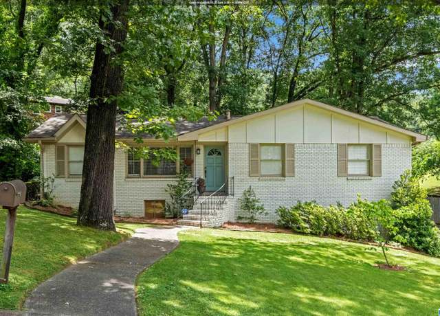 Property at 4709 Overwood Cir, Birmingham, AL 35222, 3 beds, 2 baths