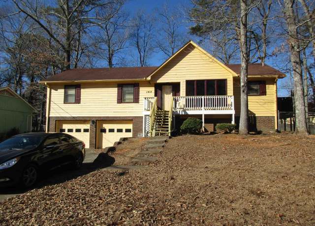 Property at 1412 Maralyn Dr, Birmingham, AL 35235, 3 beds, 3 baths