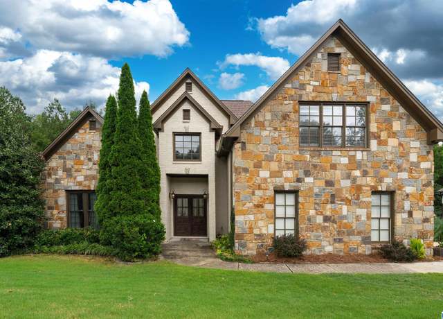 Property at 816 Ballantrae Pkwy, Pelham, AL 35124, 4 beds, 3.5 baths