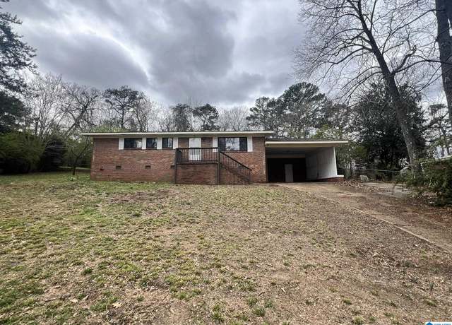 Property at 244 Sherwood Dr, Gadsden, AL 35904, 3 beds, 2 baths