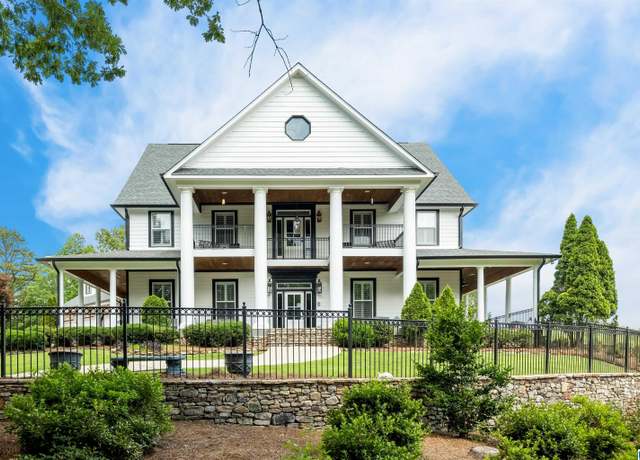 Property at 280 Meadow Lake Cir, Calera, AL 35040, 6 beds, 6 baths