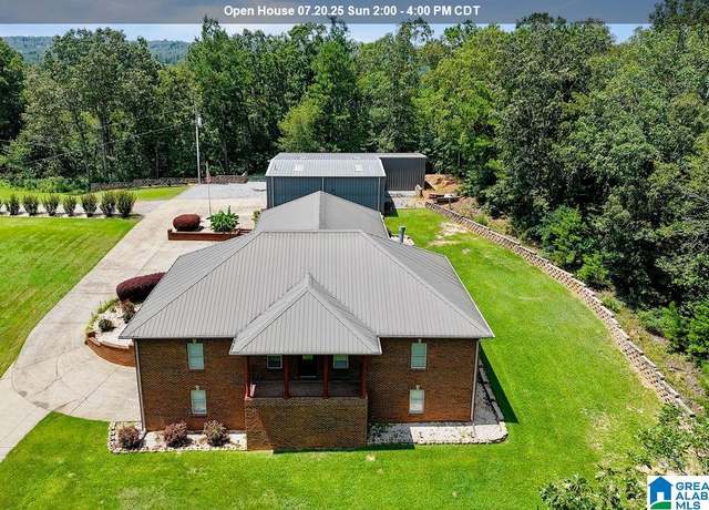 Property at 905 Greentree Dr, West Blocton, AL 35184, 3 beds, 3.5 baths