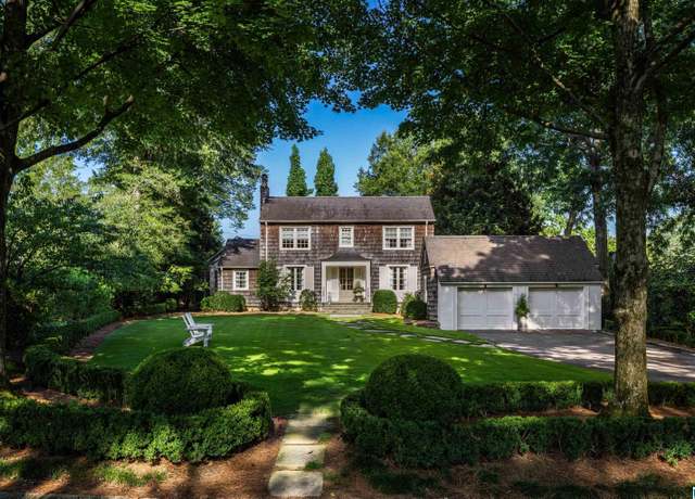 Property at 11 Montcrest Dr, Mountain Brook, AL 35213, 5 beds, 5 baths