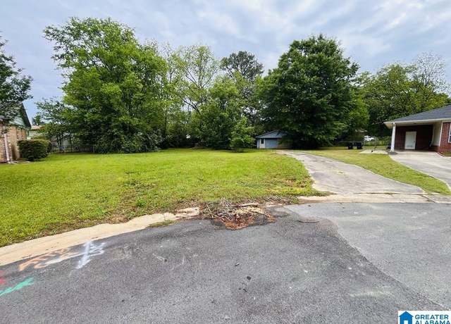 Property at 764 Belmont Cir #11, Hueytown, AL 35023