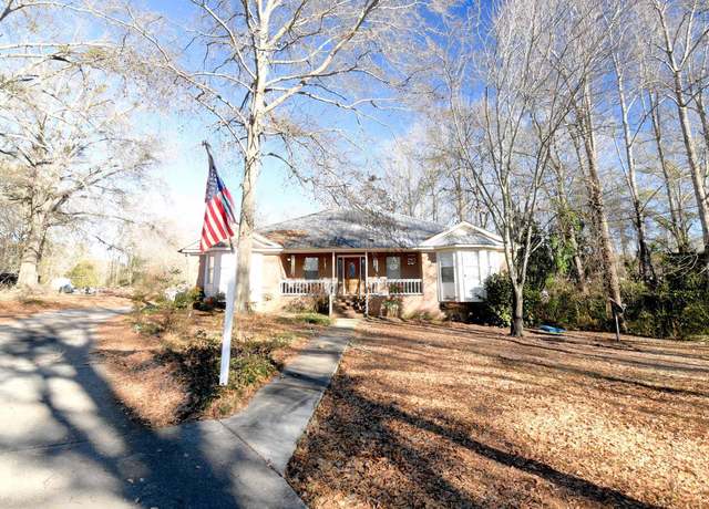 Property at 421 County Road 764, Clanton, AL 35046, 4 beds, 3 baths