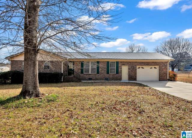 Property at 628 Cherokee Rd, Warrior, AL 35180, 3 beds, 2 baths