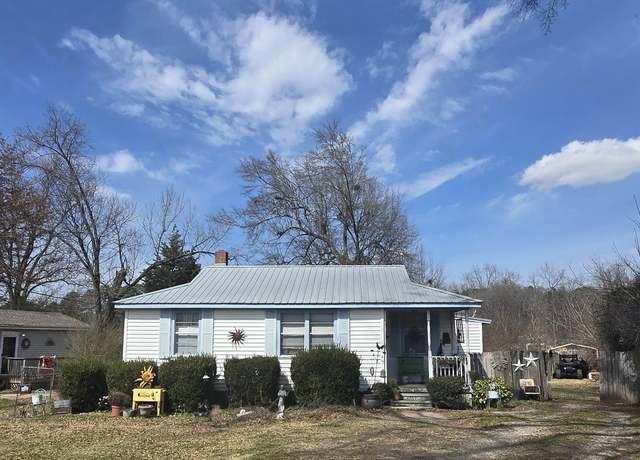 Property at 315 Hill Ave, Hueytown, AL 35023, 3 beds, 1 bath