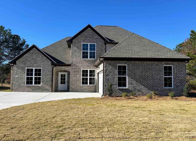 Property at 317 Wynlake Dr, Alabaster, AL 35007, 4 beds, 4.5 baths