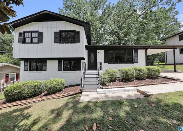 Property at 1419 4th Way NW, Center Point, AL 35215, 3 beds, 2 baths
