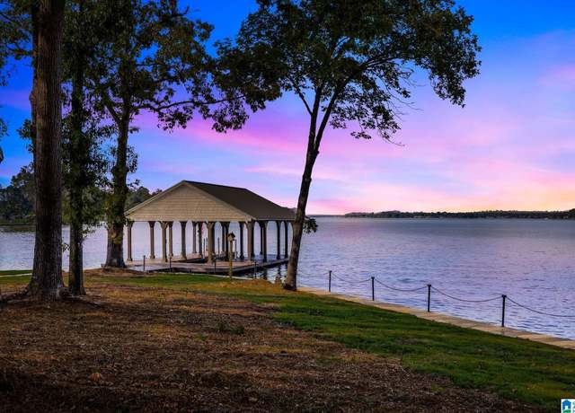 Property at 112 Shady Ln, Cropwell, AL 35054, 4 beds, 4.5 baths