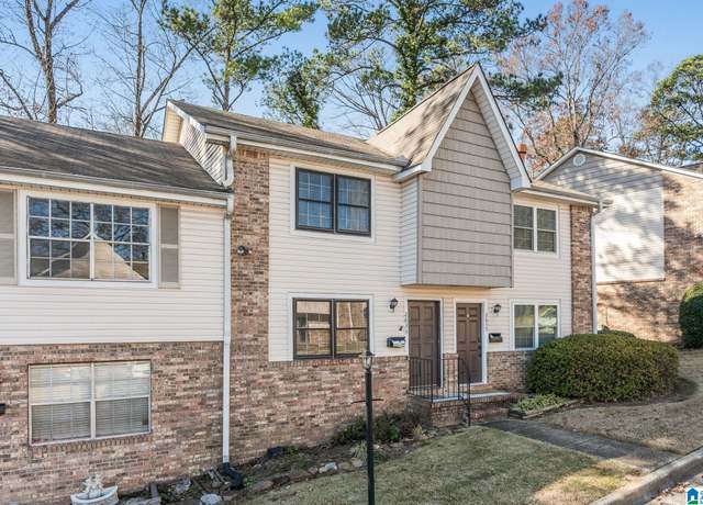 Property at 2633 Southbury Cir, Vestavia Hills, AL 35216, 2 beds, 1.5 baths