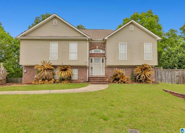 Property at 152 Woodland Ridge Rd, Odenville, AL 35120, 4 beds, 3 baths