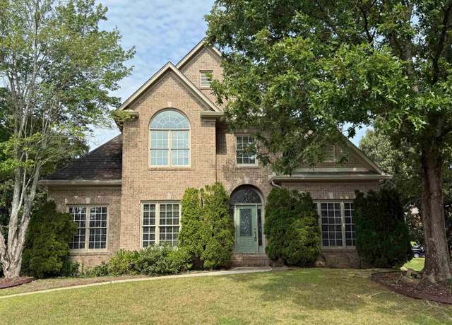 Property at 5045 Emerald Ct, Hoover, AL 35244, 4 beds, 3.5 baths