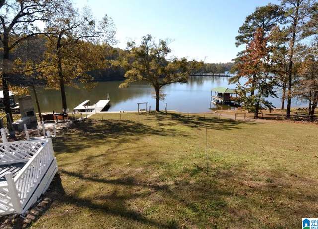 Property at 992 Clear Creek Dr, Alpine, AL 35014, 4 beds, 2 baths