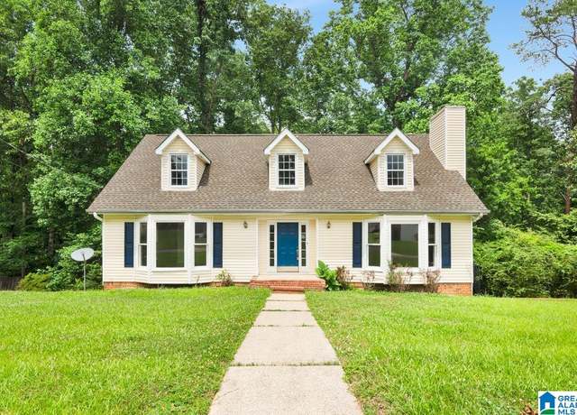 Property at 711 13th Ct, Pleasant Grove, AL 35127, 4 beds, 3.5 baths