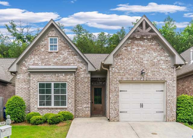 Property at 5480 Park Side Rd, Hoover, AL 35244, 4 beds, 2 baths