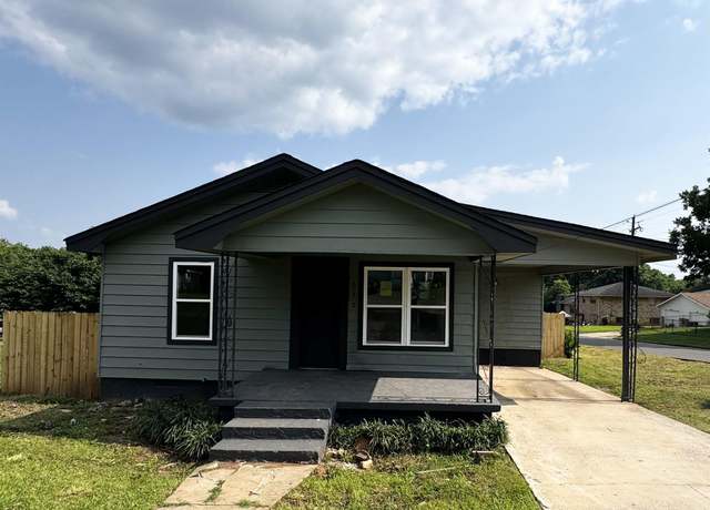 Property at 930 Palmer Ave, Brighton, AL 35022, 3 beds, 2 baths