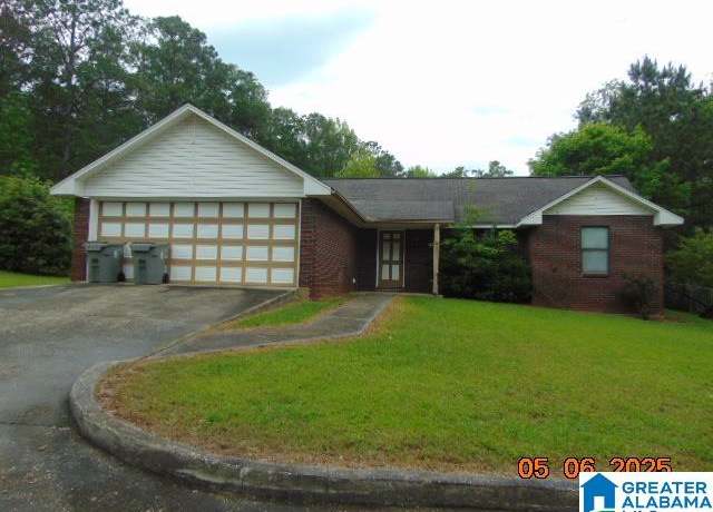 Property at 15 Kayla Dr, Thorsby, AL 35171, 3 beds, 2 baths