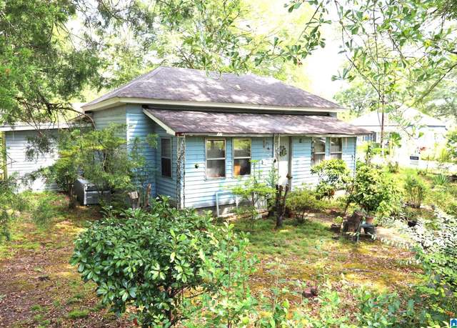 Property at 600 Comer Ave, Pell City, AL 35125, 2 beds, 1 bath