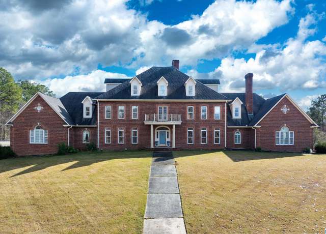 Property at 7512 Highway 55, Wilsonville, AL 35186, 8 beds, 9 baths