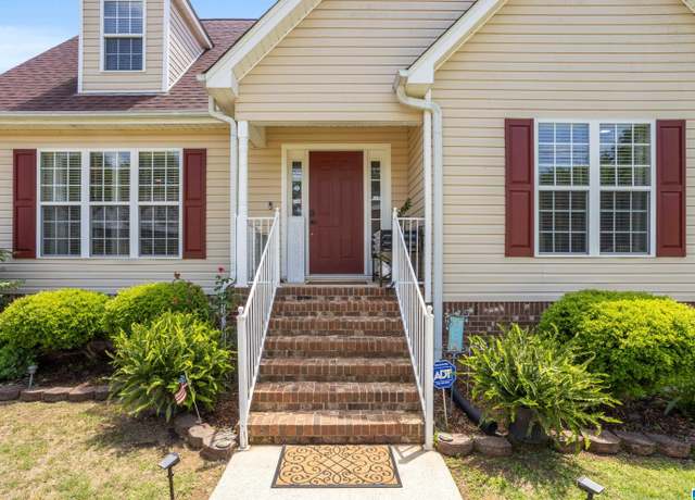 Property at 4430 Edith Ave, Dora, AL 35062, 4 beds, 2 baths