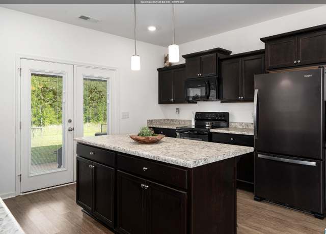 Property at 1575 Baxter Ave, Springville, AL 35146, 4 beds, 2.5 baths
