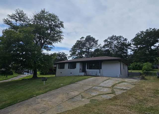 Property at 728 Glen Crest Dr, Birmingham, AL 35064, 4 beds, 2 baths