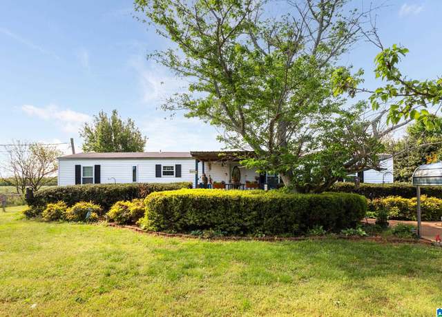 Property at 230 Tiffany Ln, Ohatchee, AL 36271, 2 beds, 2 baths