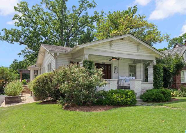 Property at 322 Woodland Dr, Homewood, AL 35209, 5 beds, 3.5 baths