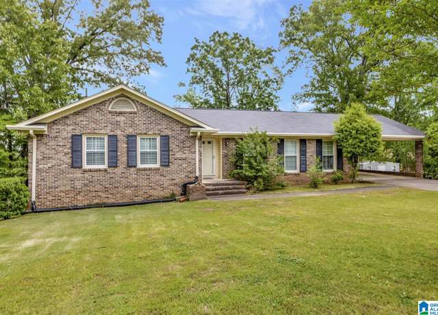 Property at 1216 Princess Cir, Bessemer, AL 35022, 3 beds, 2 baths