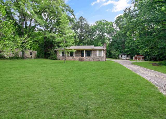 Property at 3384 N Scottsville Rd, Centreville, AL 35042, 3 beds, 2 baths