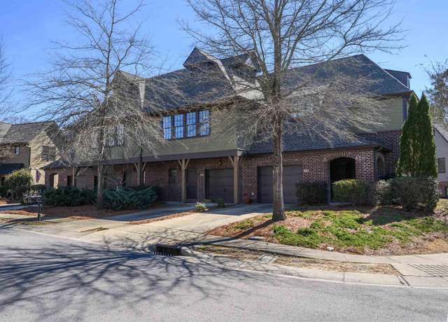 Property at 1404 Inverness Cove Dr, Hoover, AL 35242, 3 beds, 2.5 baths