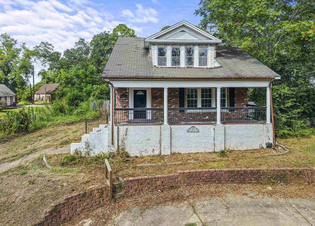 Property at 5131 Hillside Dr, Fairfield, AL 35064, 5 beds, 2.5 baths