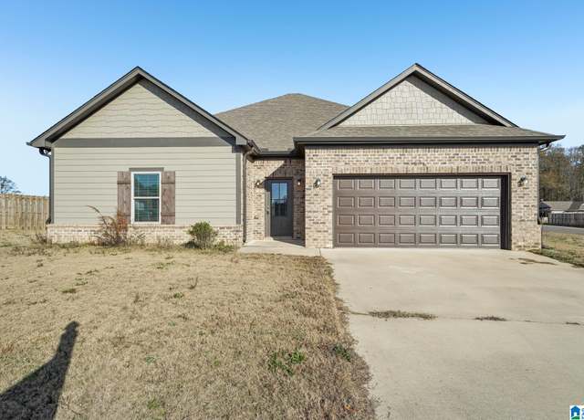Property at 334 Ballington Way, Clanton, AL 35045, 3 beds, 2 baths